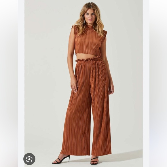 ASTR the Label: Rust Set - Picture 1 of 10